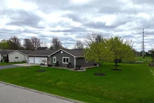 W5997 Garnet Dr, Appleton, WI 54915 - Photo 49