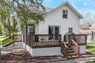 127 3rd St, Winneconne, WI 54986 - Photo 27