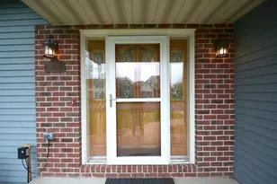 140 Overland Trail, Oshkosh, WI 54904 - Photo 5