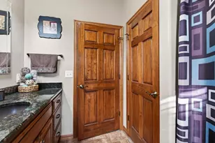 1216 E Apple Creek Rd, Appleton, WI 54913 - Photo 41