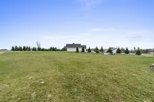 699 Blackberry Ct, Oneida, WI 54155 - Photo 51