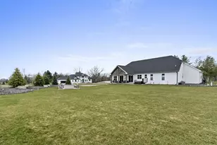 699 Blackberry Ct, Oneida, WI 54155 - Photo 53