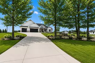 699 Blackberry Ct, Oneida, WI 54155 - Photo 57