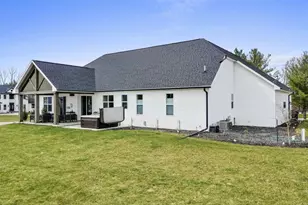 699 Blackberry Ct, Oneida, WI 54155 - Photo 55