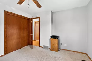 1296 Lakeview Ln, Menasha, WI 54952 - Photo 31