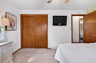 1296 Lakeview Ln, Menasha, WI 54952 - Photo 23