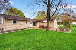 1296 Lakeview Ln, Menasha, WI 54952 - Photo 41