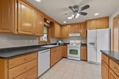 1611 Nicholas Street, Appleton, WI 54914 - Photo 13