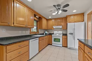 1611 Nicholas St, Appleton, WI 54914 - Photo 13