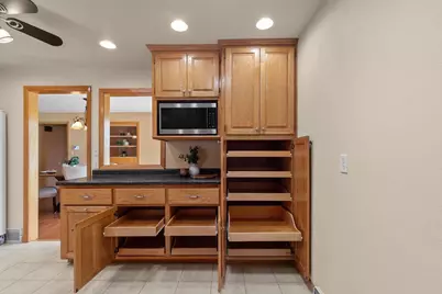 1611 Nicholas Street, Appleton, WI 54914 - Photo 15