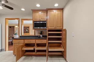 1611 Nicholas St, Appleton, WI 54914 - Photo 15