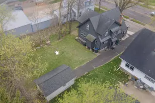 414 Fulton St, Waupaca, WI 54981 - Photo 33