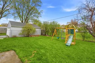 920 N Lark St, Oshkosh, WI 54902 - Photo 21