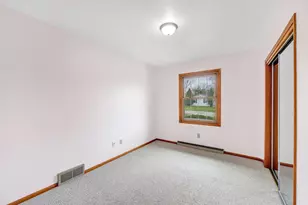 324 Kenney St, Green Bay, WI 54301 - Photo 11