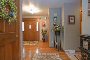 3156 Molly Brown Ln, Green Bay, WI 54313 - Photo 9