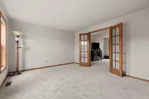 3663 Hickory Ridge Rd, Oshkosh, WI 54904 - Photo 13