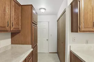 82 Spencer Village Ct, Appleton, WI 54914 - Photo 21