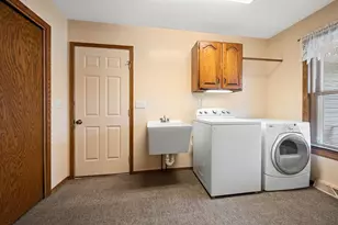 1960 Charles St, De Pere, WI 54115 - Photo 23