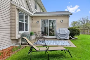 1960 Charles St, De Pere, WI 54115 - Photo 35
