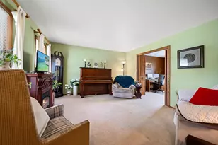 1960 Charles St, De Pere, WI 54115 - Photo 7