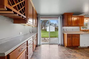 1281 Alice Dr, Green Bay, WI 54304 - Photo 11