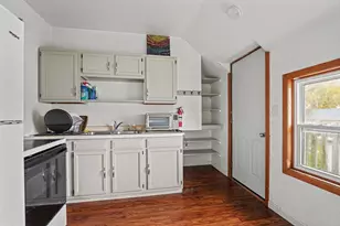 318 Sterling Ave, Oshkosh, WI 54901 - Photo 13