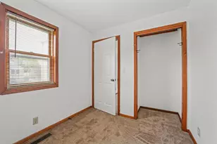 318 Sterling Ave, Oshkosh, WI 54901 - Photo 11