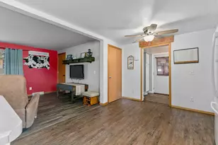 21 Primrose Cir, Clintonville, WI 54929 - Photo 11