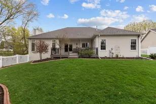 1618 Northridge Ct, Menasha, WI 54952 - Photo 3