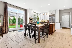 325 E Stratford Ln, Appleton, WI 54913 - Photo 11