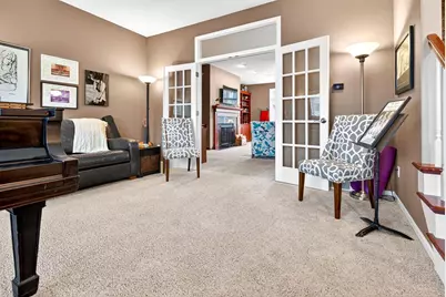 325 E Stratford Lane, Appleton, WI 54913 - Photo 5