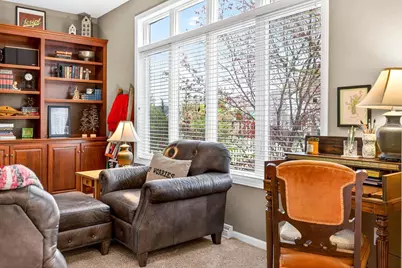 325 E Stratford Lane, Appleton, WI 54913 - Photo 9
