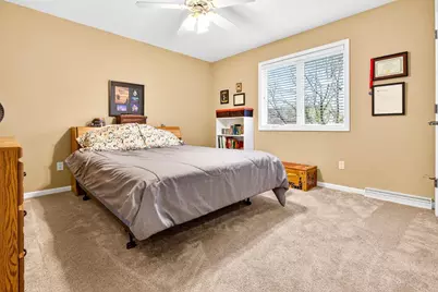 325 E Stratford Lane, Appleton, WI 54913 - Photo 37