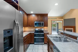 1243 Prairie Falcon Trail, Green Bay, WI 54313 - Photo 5