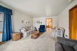 815 Irvington St, Green Bay, WI 54304 - Photo 5