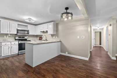 2206 Meadowbrook Court #A, Oshkosh, WI 54904 - Photo 11