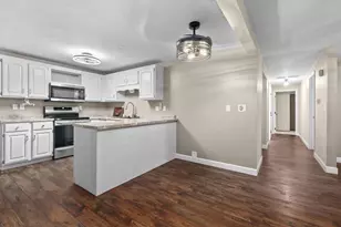 2206 Meadowbrook Ct, Oshkosh, WI 54904 - Photo 11