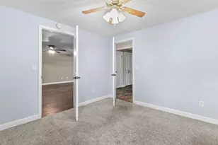 2206 Meadowbrook Ct, Oshkosh, WI 54904 - Photo 27