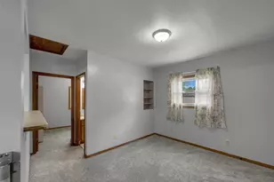 2110 Elm View Dr, Green Bay, WI 54304 - Photo 57