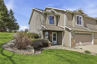 922 Denise Court, Kaukauna, WI 54130 - Photo 1