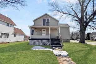 1417 11th Ave, Menominee, MI 49858 - Photo 1