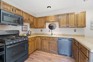 5588 E Brown Rd, Little Suamico, WI 54141 - Photo 9