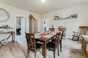 332 Rosalia St, Oshkosh, WI 54901 - Photo 9