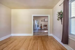 332 Rosalia St, Oshkosh, WI 54901 - Photo 11