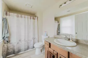 332 Rosalia St, Oshkosh, WI 54901 - Photo 21