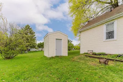 332 Rosalia Street, Oshkosh, WI 54901 - Photo 35