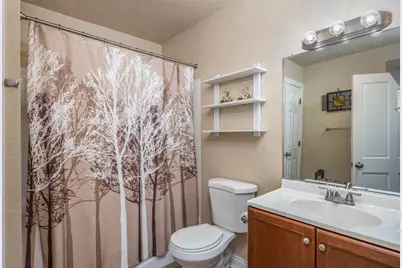 332 Rosalia Street, Oshkosh, WI 54901 - Photo 9