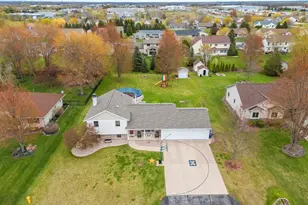 N1224 Bobwhite Dr, Greenville, WI 54942 - Photo 15