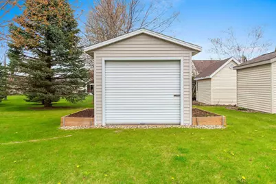 N1224 Bobwhite Drive, Greenville, WI 54942 - Photo 11