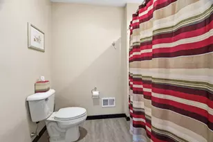 227 Peterlynn Dr, Wrightstown, WI 54180 - Photo 41